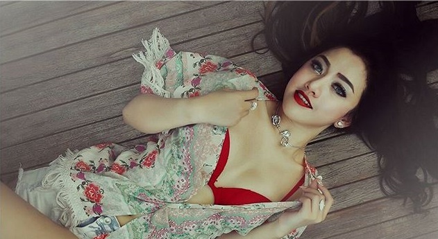 Michelle Amanda Gracelien - Selebriti 3