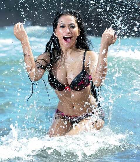 Amel Alvi | Model Of The Week1