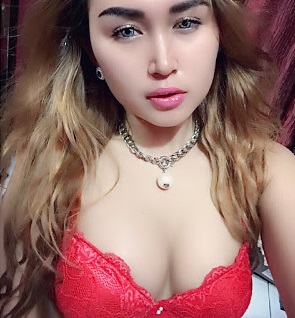 Rebecca Rini | Model Of The Week10