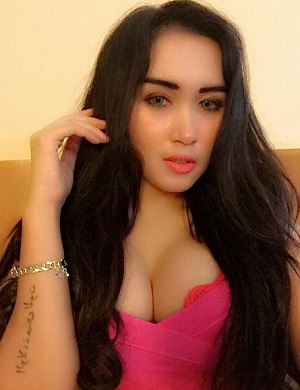 Rebecca Rini | Model Of The Week9